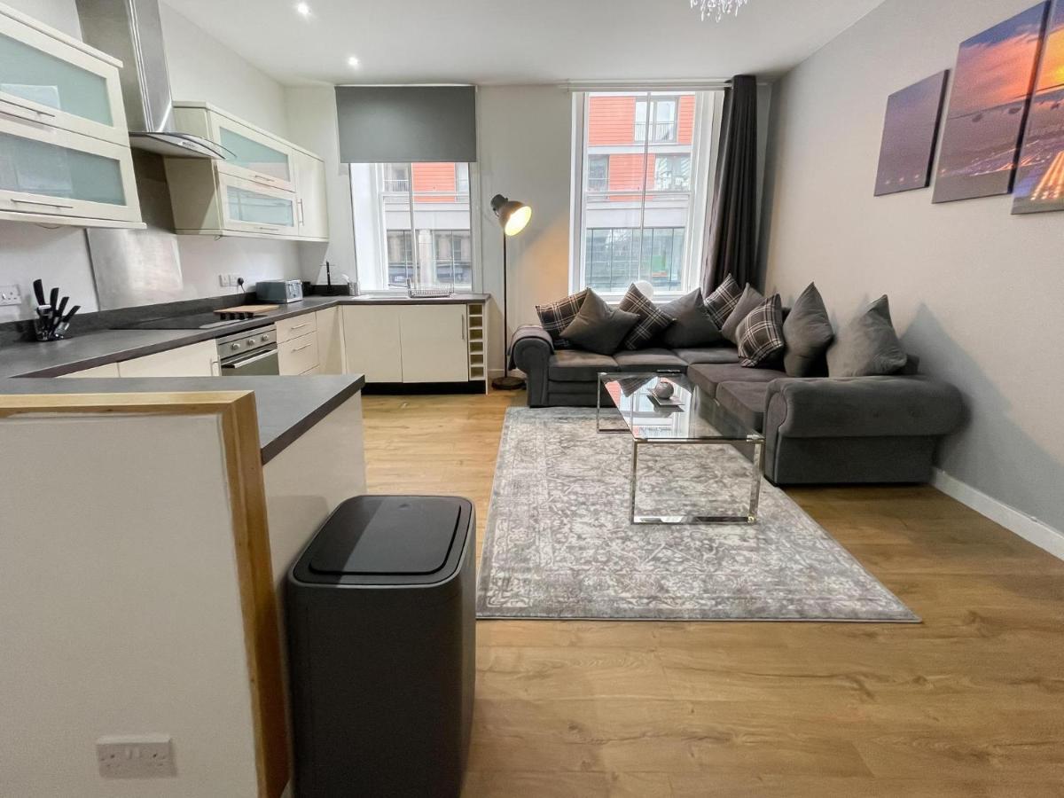 Exquisite 2Br Flat Near Central Train Station Глазгоу Екстериор снимка