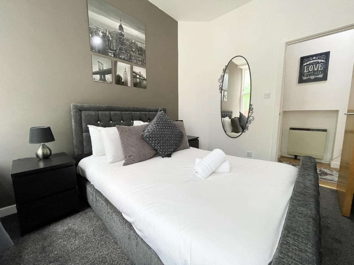 Exquisite 2Br Flat Near Central Train Station Глазгоу Екстериор снимка